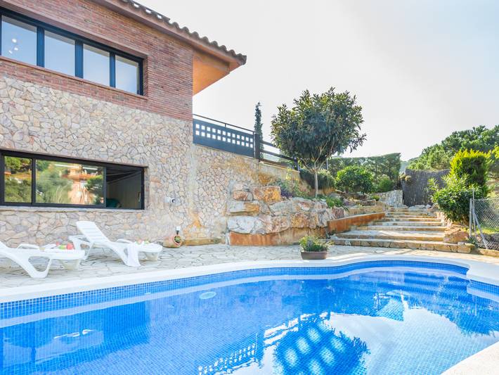 Casa rural para 8 personas, con jardín en Canyelles - 2