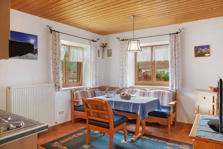 Ferienwohnung für 2 Personen, mit Balkon in der Zugspitzregion - 4