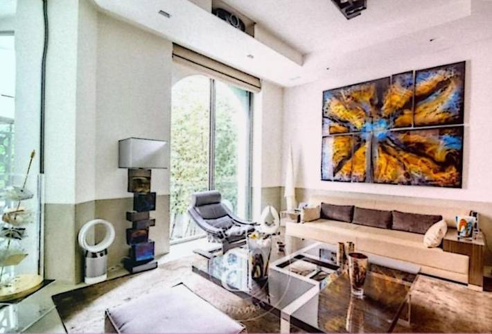 Location de vacances pour 9 personnes, avec terrasse et sauna ainsi que piscine et vue, animaux acceptés dans Sorbon