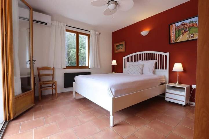 Salernes - Villa with heated pool (saltwater) in Salernes, Draguignan region