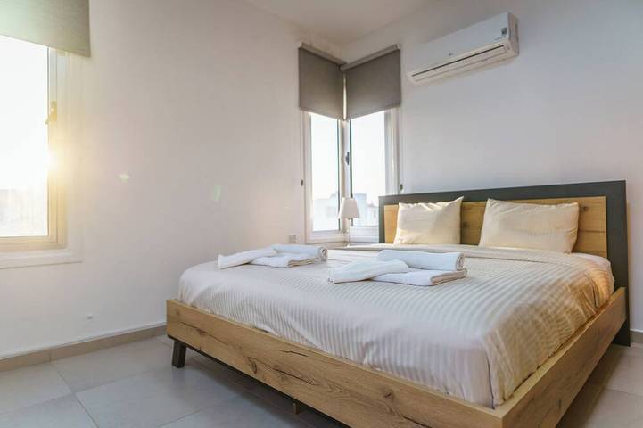 Black Swan Villa – Elegant 2-Bedroom Beach House in Pervolia in Larnaca, District de Larnaca