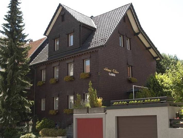 Pension garni - Haus Elke - Doppelzimmer in Tailfingen, Albstadt