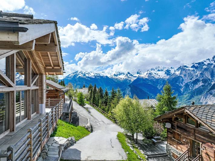 Ferienhaus für 10 Personen, mit Sauna und Garten in Nendaz