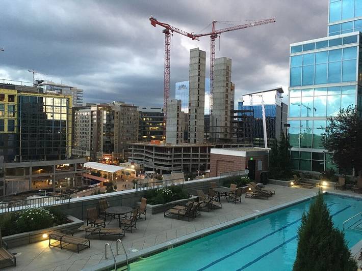 Apartamento de vacaciones para 2 personas, con balcón y piscina en Denver