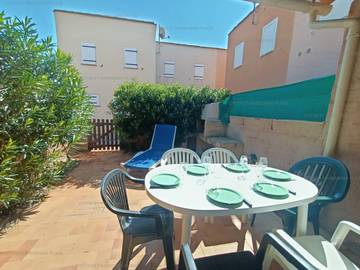 Location De Vacances pour 6 Personnes dans Saint Pierre la Mer, Fleury, Photo 3