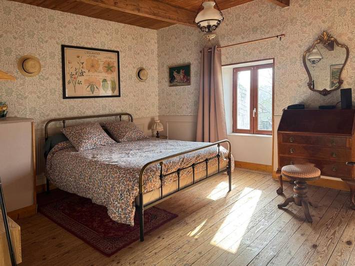 Location de vacances pour 6 personnes, avec Terrasse ainsi que Jardin et Vue à Saint-Jean-des-Champs