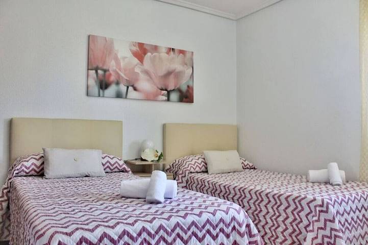 Ganze Wohnung, Apto con jardín compartido - Villa Currina 7801 in Arnuero, Kantabrische Küste