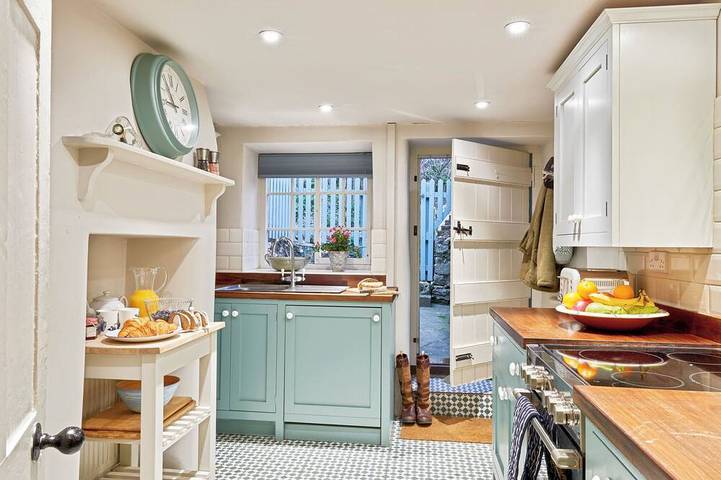 Cottage for 6 people in Lulworth Cove