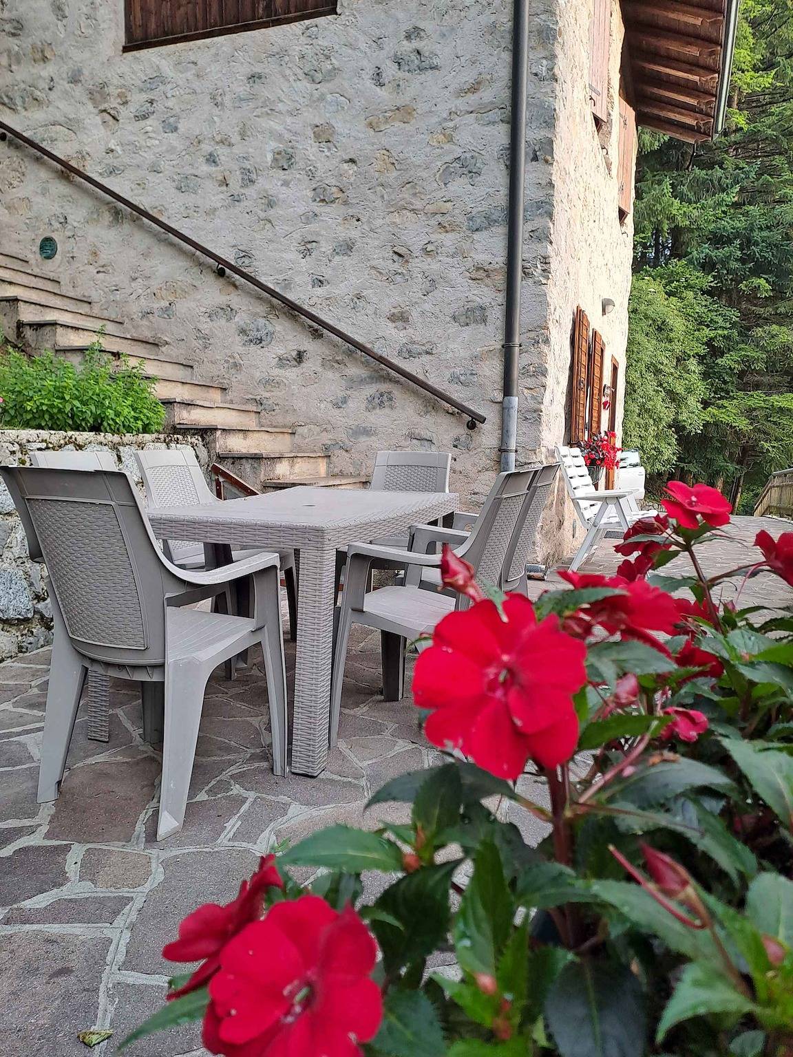 Ferienhaus mit Terrasse  in Tiarno di Sotto, Ledro