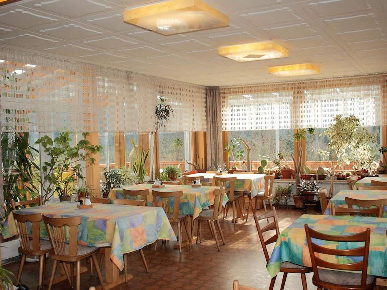 Schwarzwaldhotel - Gasthof Hirsch - Doppelzimmer mit Balkon, Dusche und Wc in Bad Wildbad, Nordschwarzwald