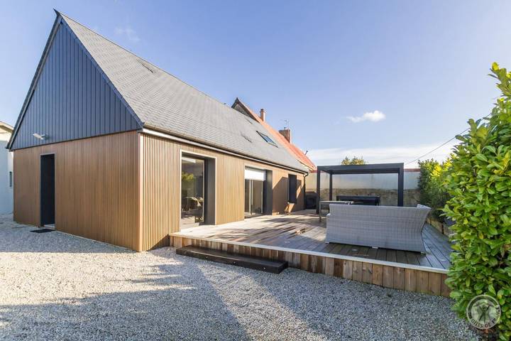 Gîte pour 6 personnes, avec jardin ainsi que jacuzzi et sauna dans Joganville