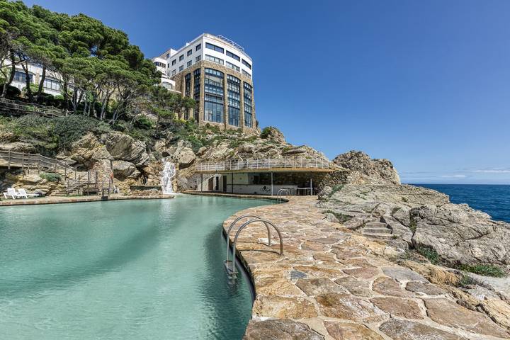 Ferienwohnung für 4 Personen, mit Balkon und Garten in Begur