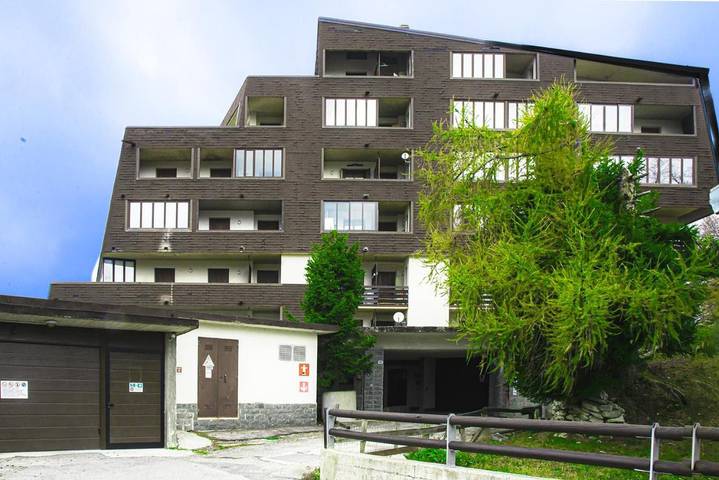 Gîte pour 4 personnes, avec vue et terrasse, animaux acceptés à Prato Nevoso