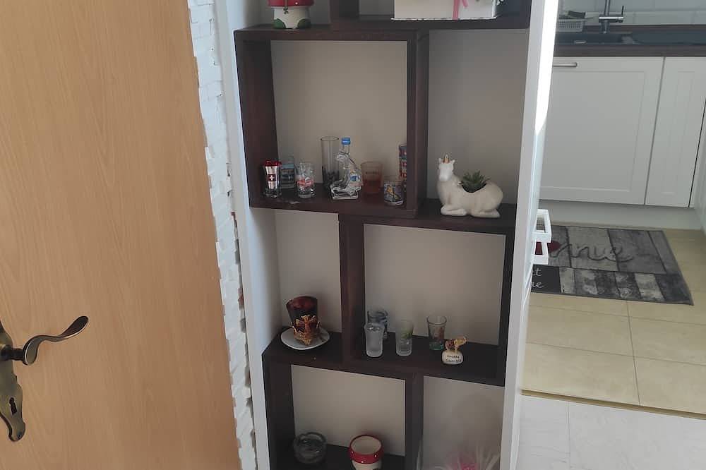 Ganze Wohnung, Schöne Dachgeschosswohnung in Stuttgart, Stuttgart Region