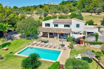 Villa in Pollença, Serra de Tramuntana für 8 
