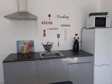Gîte pour 5 personnes, avec terrasse à Saint-Mitre-les-Remparts