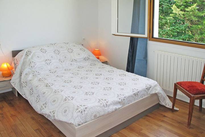 Location de vacances pour 6 personnes, avec jardin à Altillac - 3