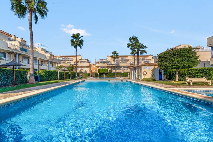 Ferienwohnung für 5 Personen, mit Garten und Kinderpool in Dénia