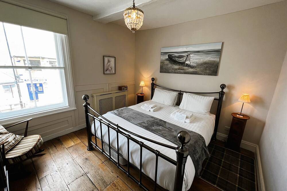 Bell Cottage in Cowes, Isle of Wight