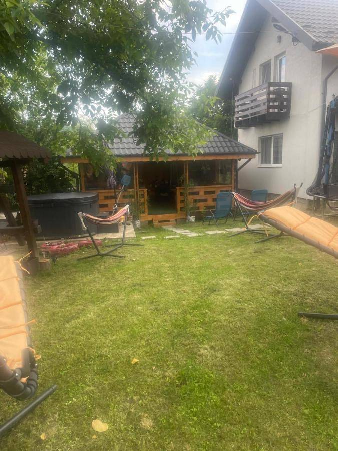 Maison d’hôte pour 3 personnes, avec Balcon ainsi que Terrasse et Jardin dans Slănic