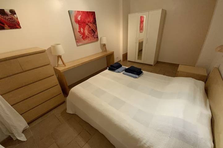 Location de vacances pour 8 personnes, avec jardin à La Roque-Gageac - 4