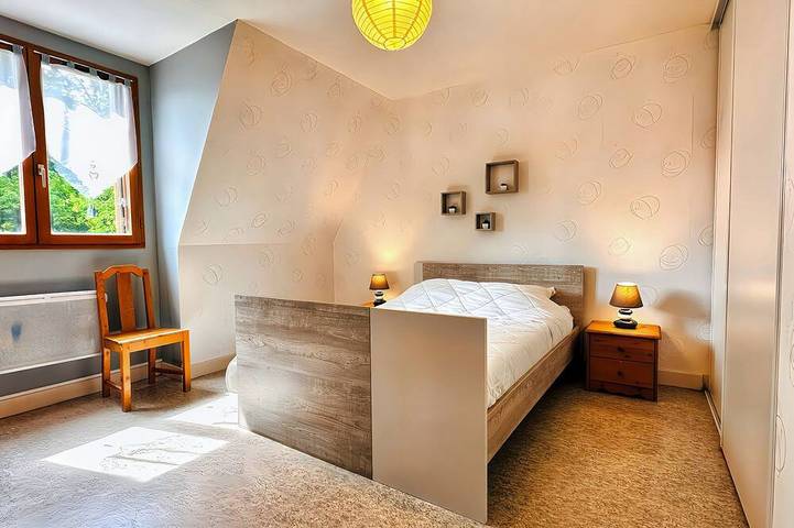 Gîte pour 8 personnes, avec jardin à Anzême - 3