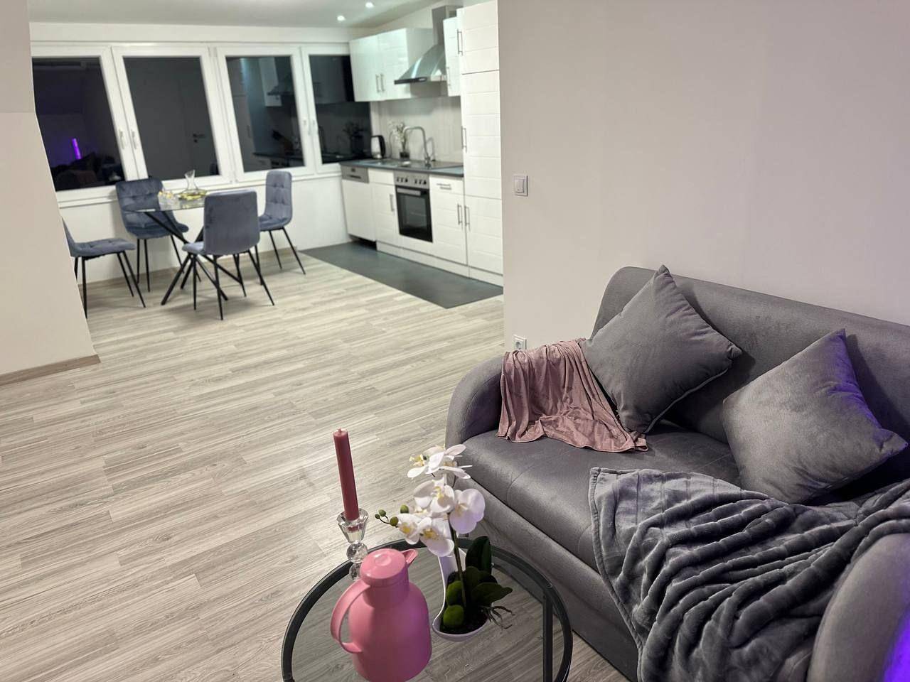 Ganze Ferienwohnung, Eine wundervolle Wohnung in Forstinning, Oberbayern