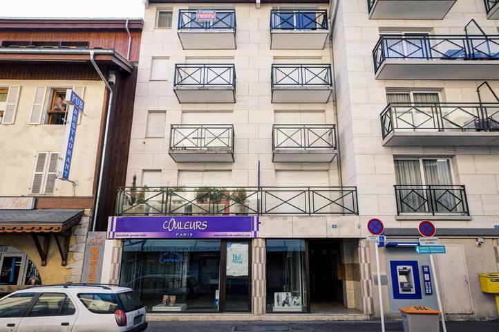 Gîte pour 8 personnes, avec balcon dans Casino De Brides Les Bains - 3