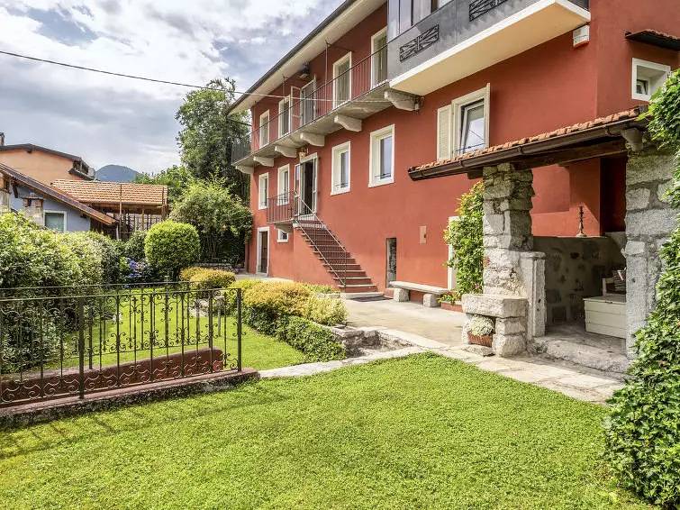 Maison 5 Personnes in Fondotoce, Comune di Verbania