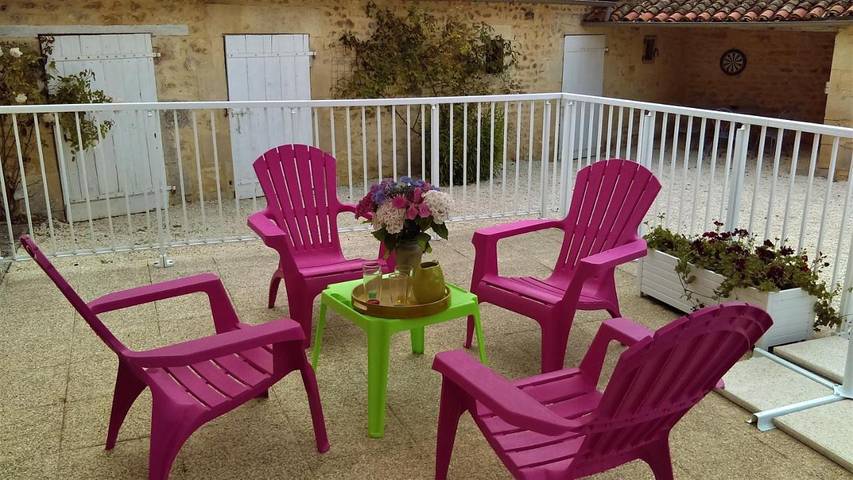 Location de vacances pour 5 personnes, avec jardin et vue à Vaux - 4