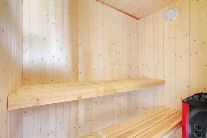 Ferienhaus für 6 Personen, mit Terrasse und Whirlpool sowie Sauna in Nørlev Strand - 3