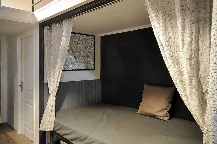 Location de vacances pour 10 personnes, avec terrasse et jardin, animaux acceptés à Bompas - 2