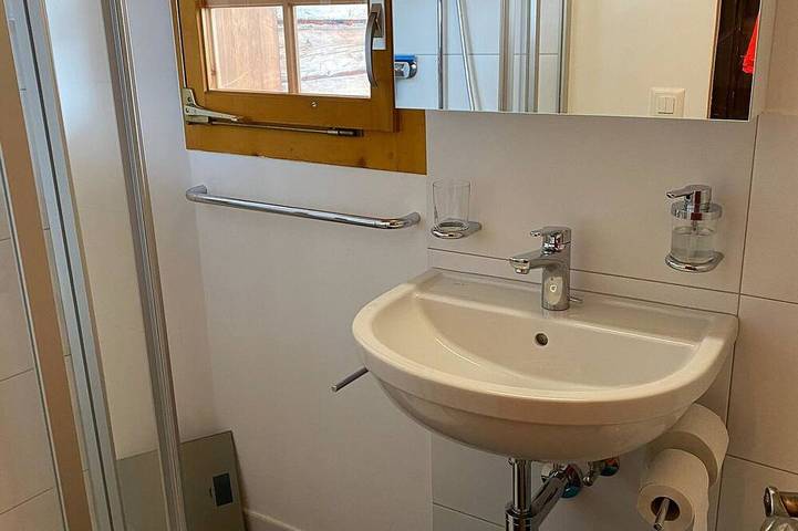 Ganze Wohnung, Ferienwohnung/App. für 4 Gäste mit 80m² in Staldenried in Staldenried, Walliser Alpen