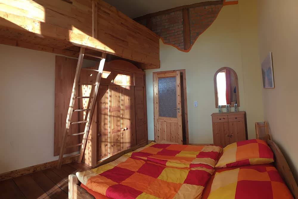Ganze Wohnung, Muschelwohnung im Meerzauber de Haus, 1,3 km bis zum Strand in Altenkirchen, Rügen
