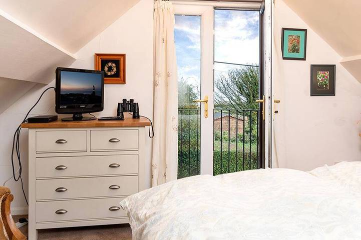 Bodfryn Cottage - Three Bedroom Cottage, Sleeps 6 in Red Wharf Bay, Isle of Anglesey