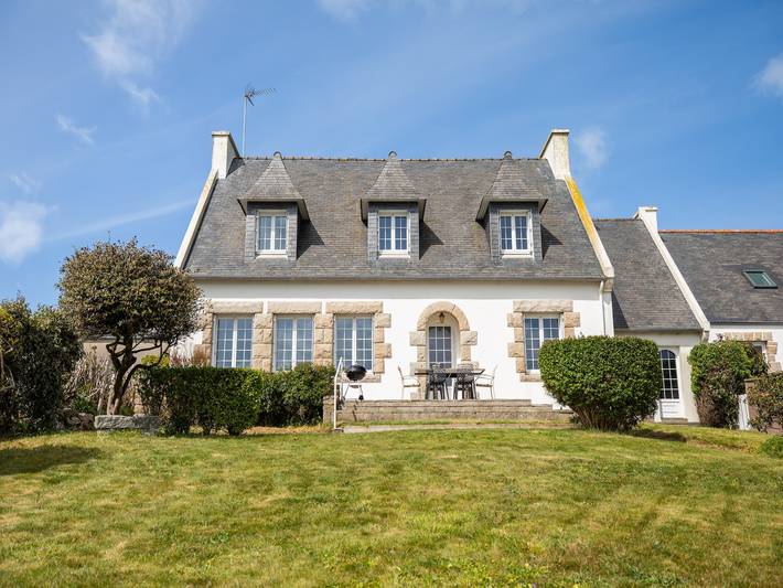 Location de vacances pour 8 personnes, avec terrasse à Ploudalmézeau - 2