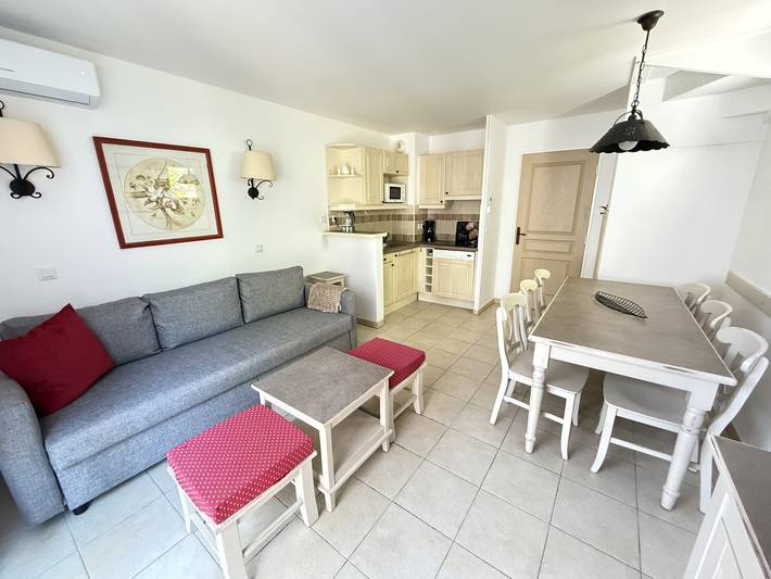 Location de vacances pour 6 personnes, avec piscine et terrasse, animaux acceptés à Mallemort - 2