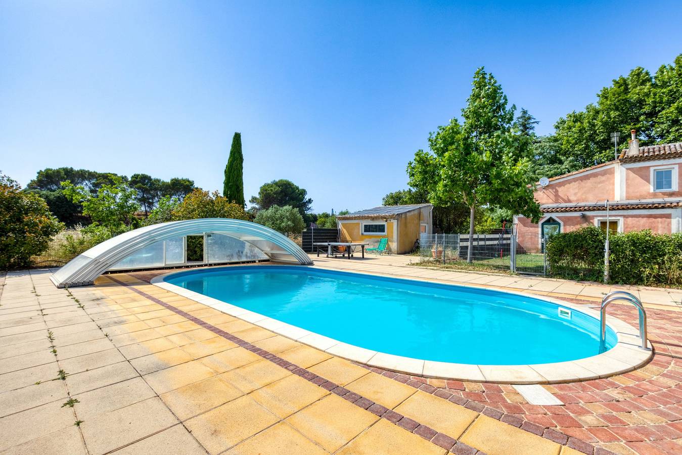 Maison De Vacances pour 11 Personnes dans Aspiran, Côte méditerranéenne (France)