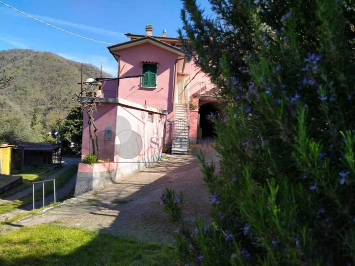 B&b per 3 persone, con panorama in Aulla