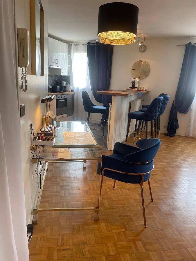 Gîte pour 4 personnes, avec balcon et vue à Sèvres - 3