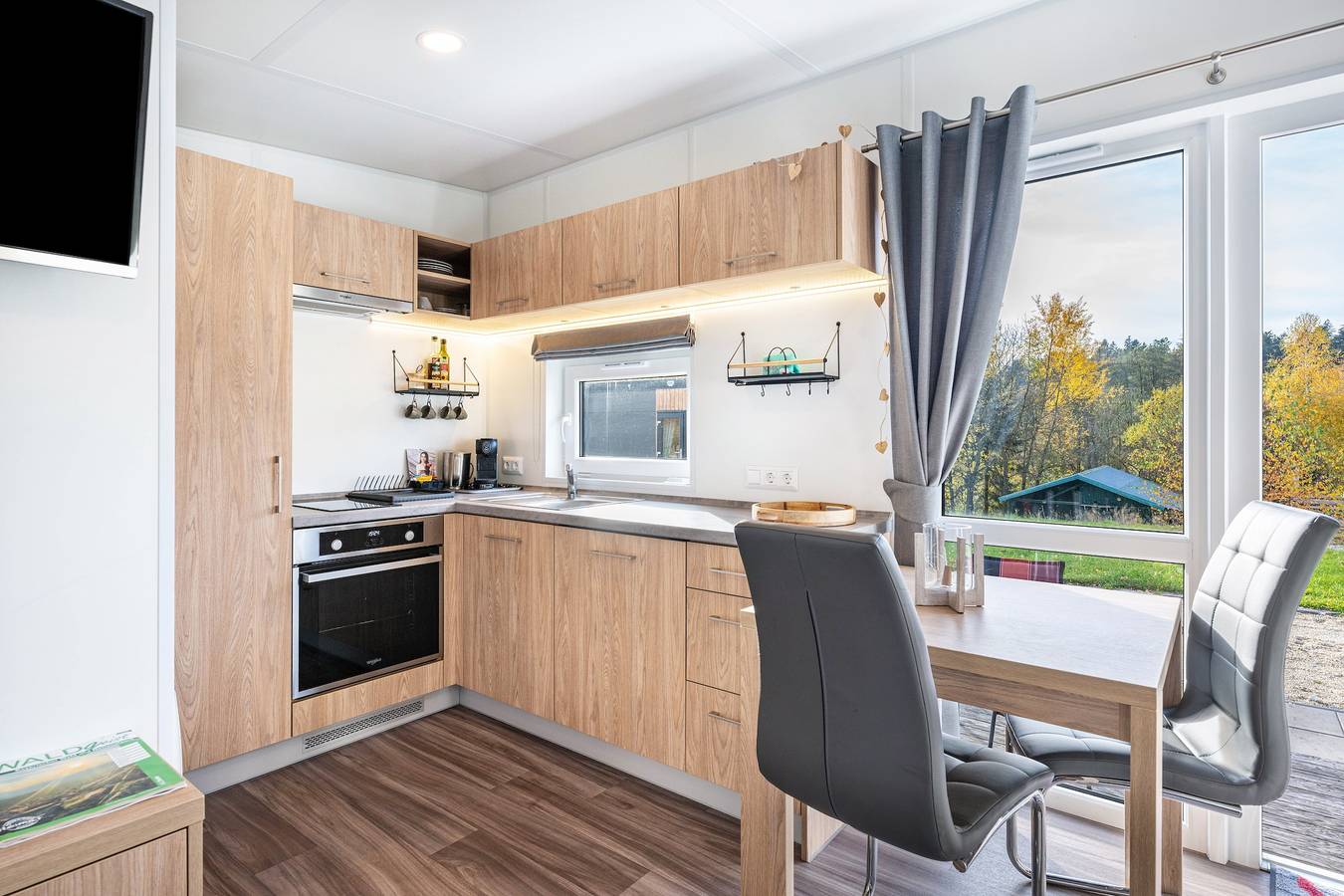 Vakantiehuis 'Tiny-Haus Nr 16' met Uitzicht op de Bergen, Wi-Fi en Airconditioning, foto 11