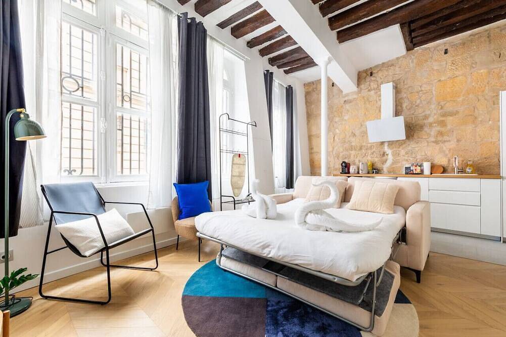 Entire apartment, Typical Parisian Apart#Quatier Latin#Notre Dame# in Paris, Ile de France