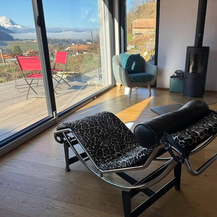 Location de vacances pour 2 personnes, avec jardin ainsi que terrasse et vue dans Charmey - 4