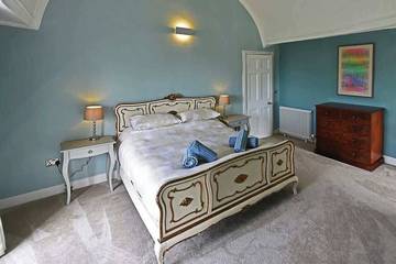 Holiday Rental for 15 People in Cornwall, Photo 2
