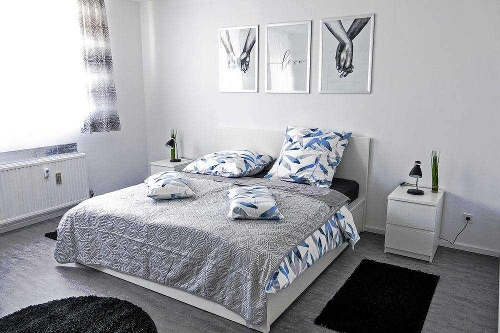 Ganze Wohnung, Ferienwohnung 90 m2, 2 Minuten Fußweg zum Krankenhaus im Zentrum von Sulzbach in Sulzbach/Saar, Saarbrücken & Umgebung