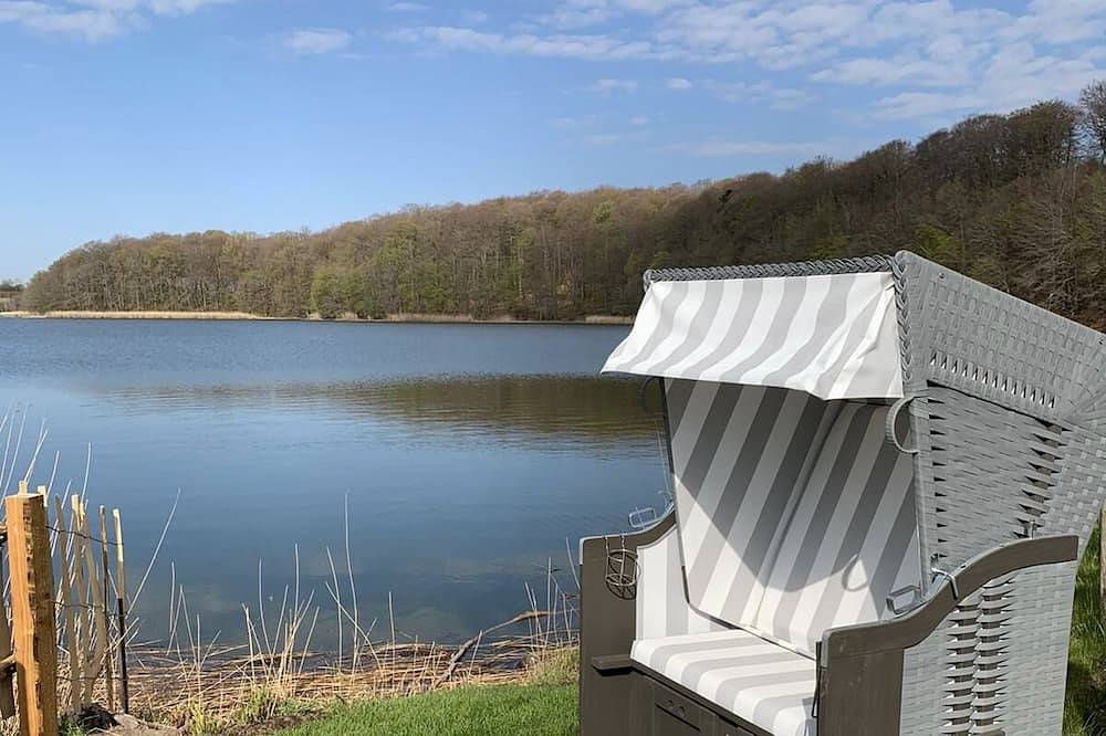 Ankommen - Durchatmen. Wohnung mit Blick auf das Noor, eigenem Garten,Seezugang in Boren, Schleswig-Flensburg