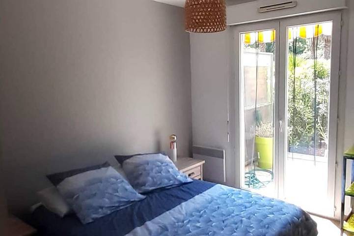 Gîte pour 4 personnes, avec piscine et jardin, animaux acceptés dans Parc de Vaugrenier - 2