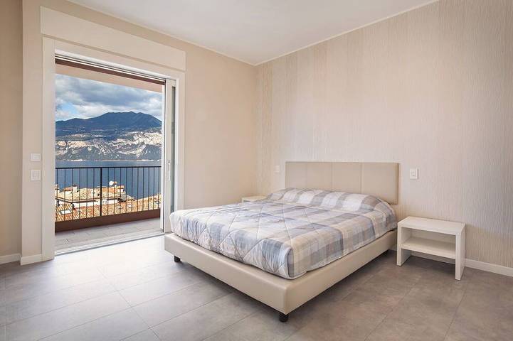 Appartamento intero, Casa Giovanna - Vista lago in Brenzone, Prealpi Gardesane