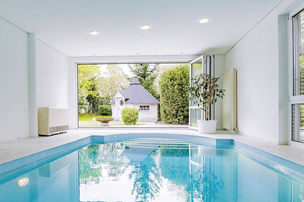 Ganze Wohnung, La Vigna - Suite - mit eigenem Swimming Pool & Sauna in Weil am Rhein, Südschwarzwald