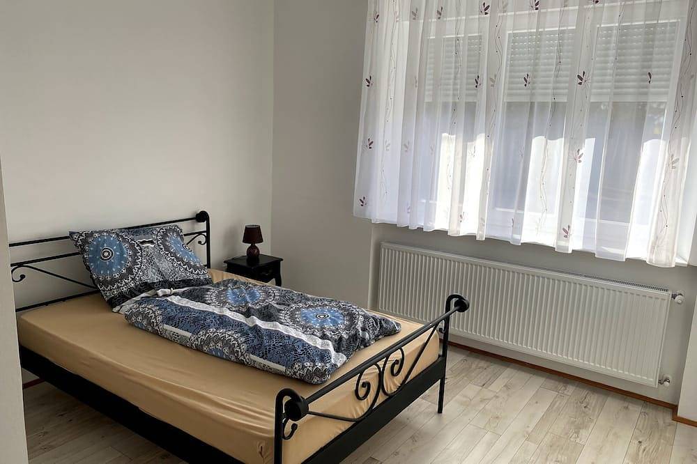 Apartment / Rooms in Csatalja, Southern Hungary in Bács-Kiskun megye